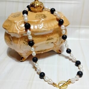 ΚΟΛΙΕ ΑΣΠΡΟΜΑΥΡΟ